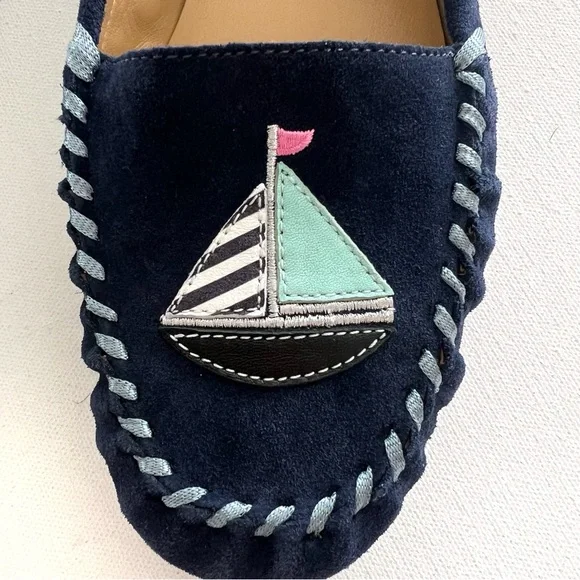 Talbots Everson Driving Moccasins Suede with Sailboat Appliqué Size 9.5 - Picture 4 of 12